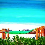 Domokuchu Beach Bungalows