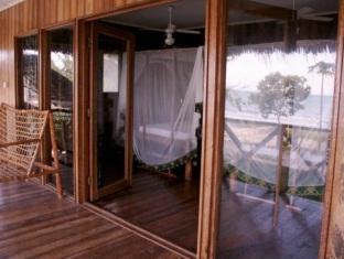 Hotel Domokuchu Beach Bungalows