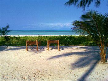 Hotel Domokuchu Beach Bungalows