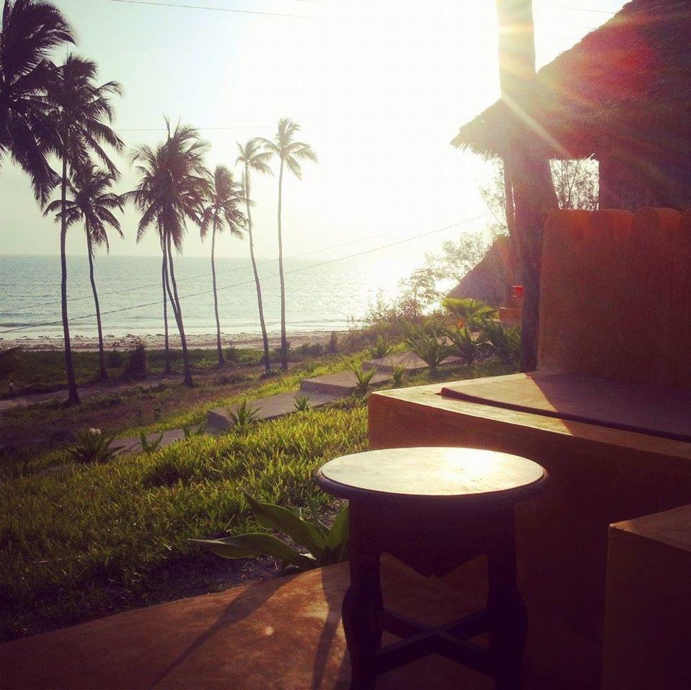 Hotel Domokuchu Beach Bungalows